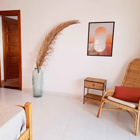 With Private Pools - Just 7 Min Walk From Beach, Bars & Dining Villa *
