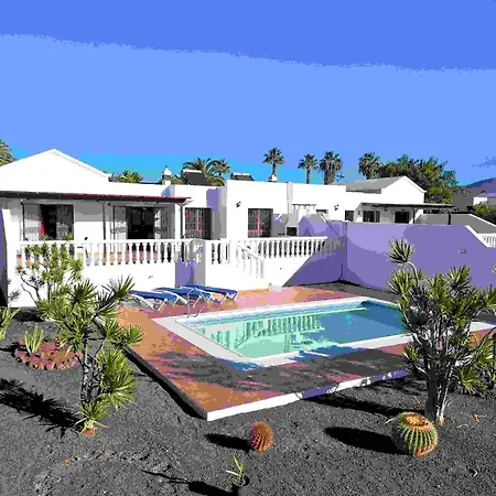 With Private Pools - Just 7 Min Walk From Beach, Bars & Dining Villa